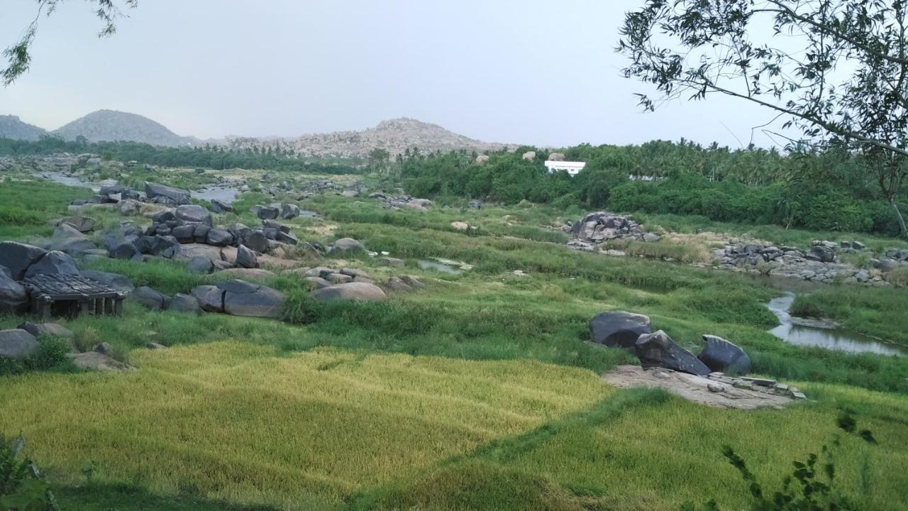 Vicky'S Home Stay Hampi Eksteriør bilde