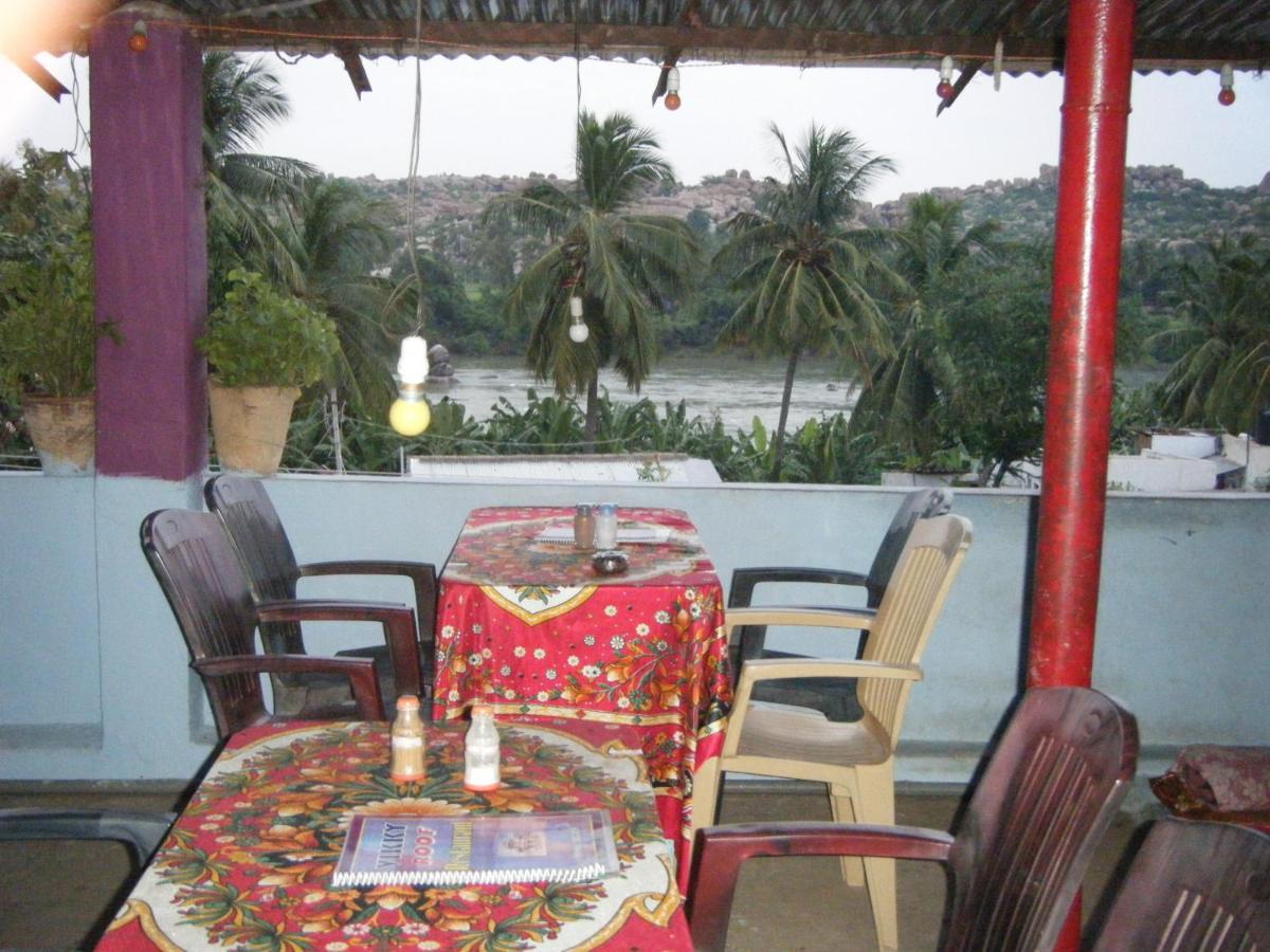 Vicky'S Home Stay Hampi Eksteriør bilde
