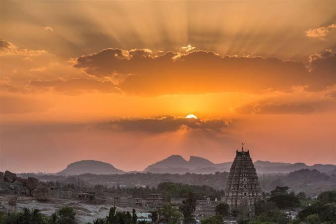 Vicky'S Home Stay Hampi Eksteriør bilde