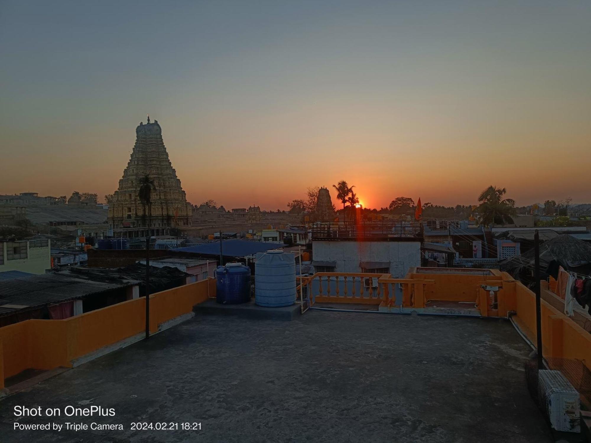 Vicky'S Home Stay Hampi Eksteriør bilde